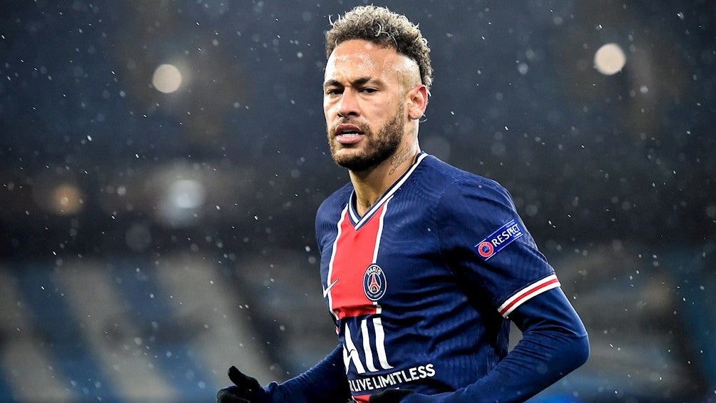 Neymar renovó con el PSG hasta el 2025