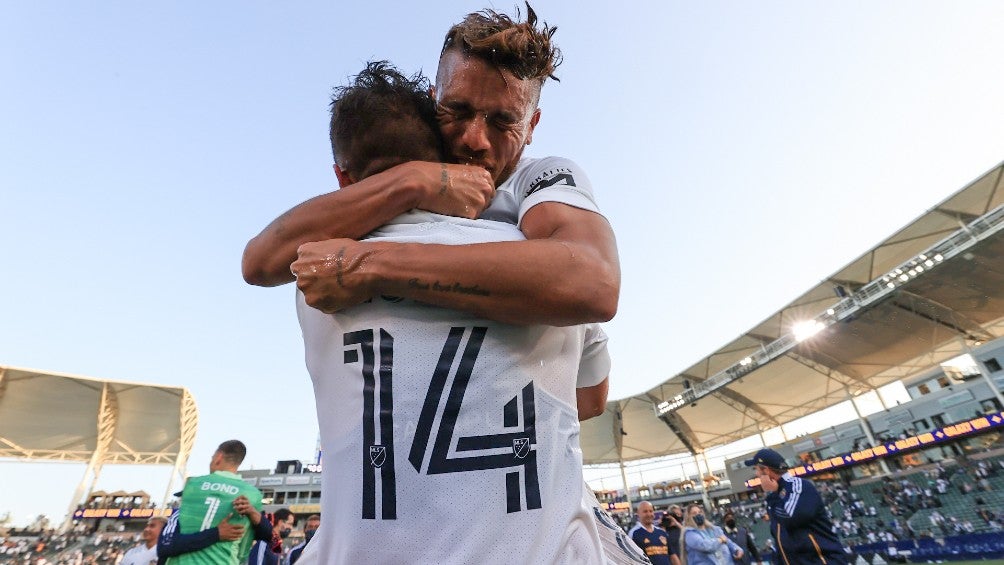 Chicharito Hernández y Jonathan Dos Santos: Mexicanos dieron victoria a Galaxy sobre LAFC