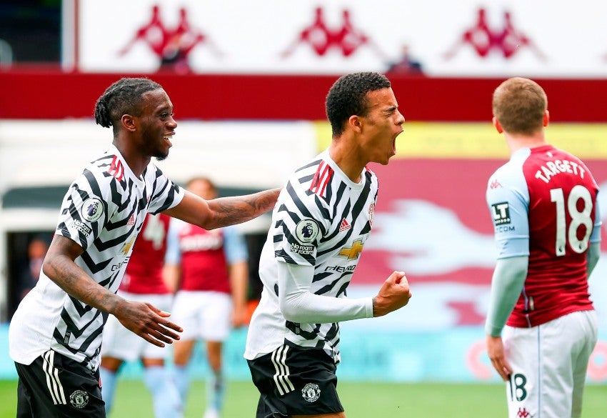 Greenwood y Wan-Bissaka celebrando un gol a favor de los Red Devils