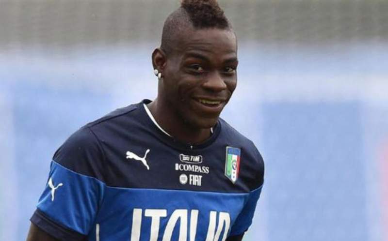 Balotelli en partido de la Serie A