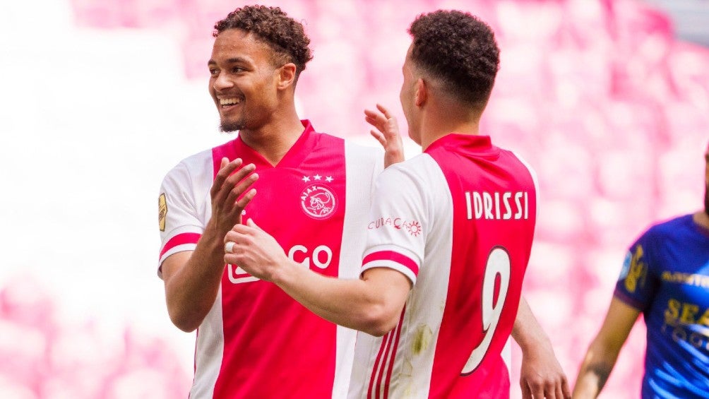 Edson Álvarez: Ajax estrenó su corona venciendo al VVV-Venlo