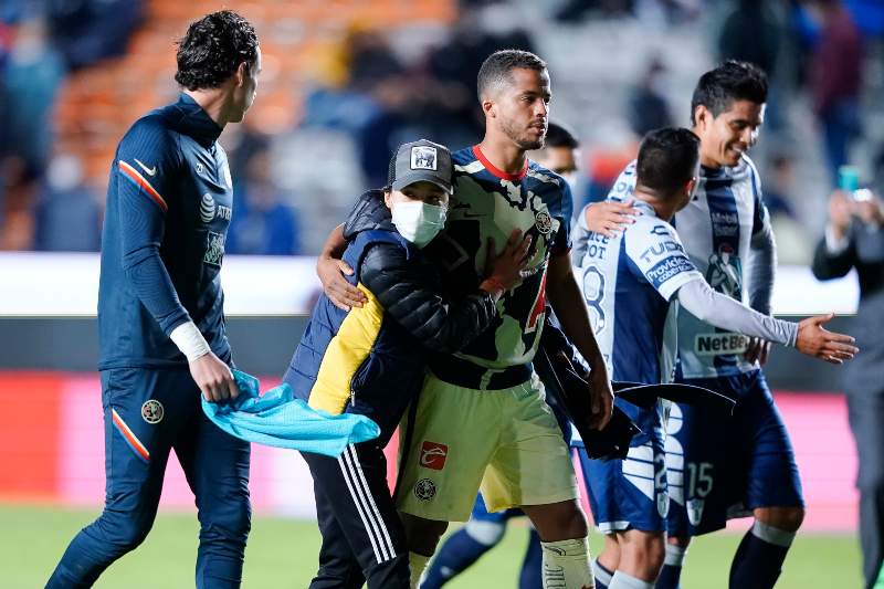 Aficionado del América en la cancha