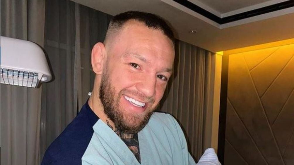 Conor McGregor festejó la llegada de su tercer hijo