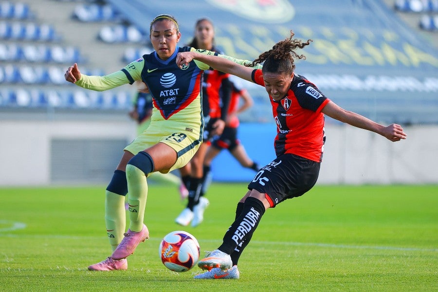 Zulma Hernández durante un partido con América