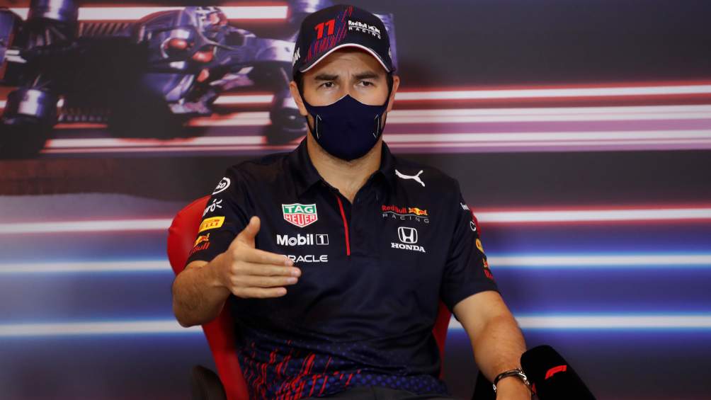 Checo Pérez previo a una carrera de F1