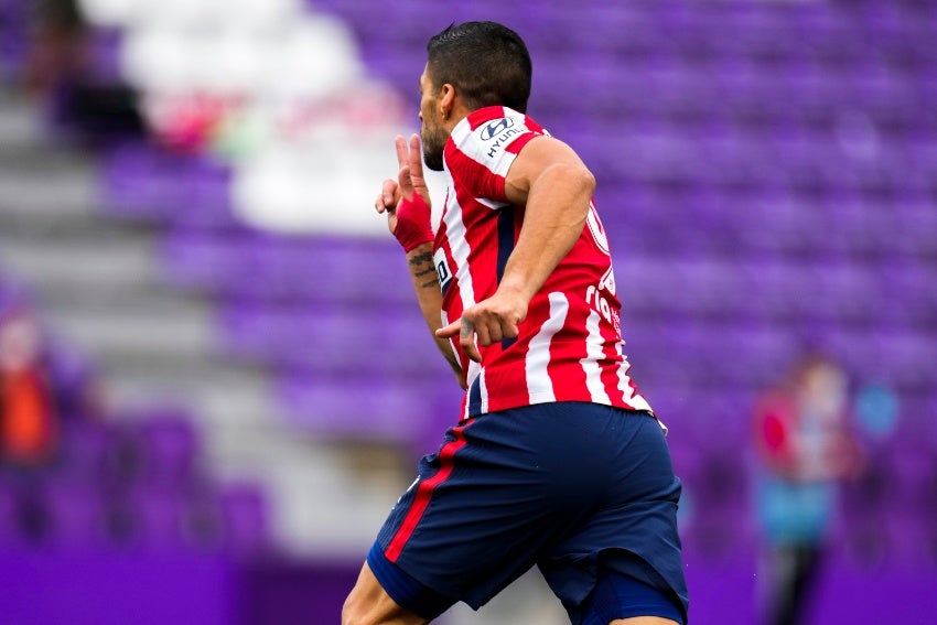 Luis Suárez tras anotar un gol a favor del Atlético de Madrid