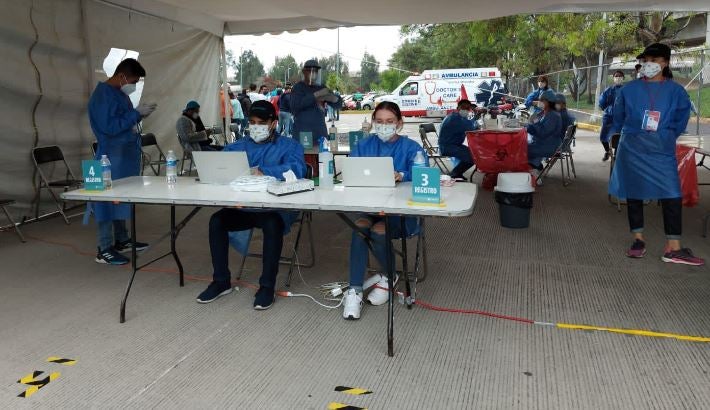 Aplicación de pruebas PCR al azar en el Estadio Cuauhtémoc 