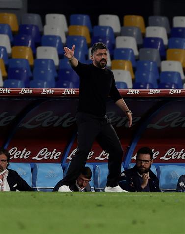 Gattuso en un partido con el Napoli