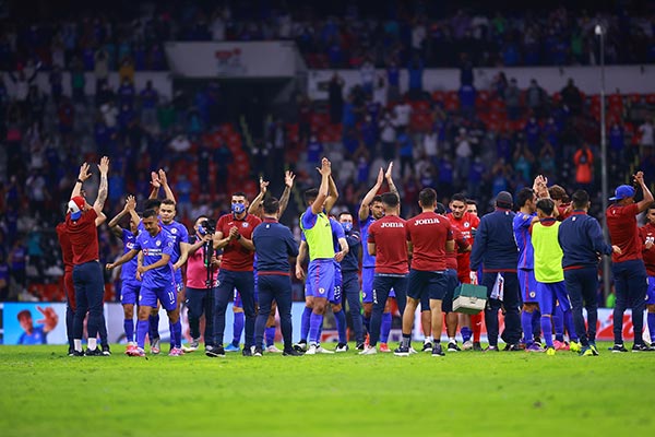 Jugadores de La Máquina al final del partido 