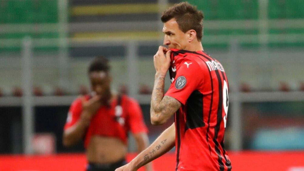 Mario Mandzukic en lamento con el Milan