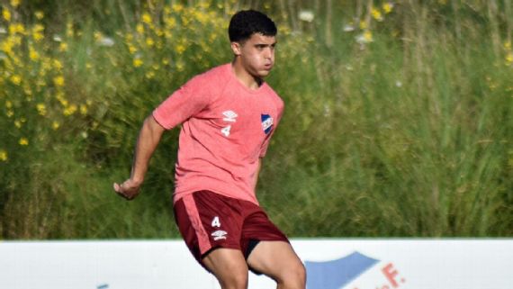 Agustín Oliveros, en entrenamiento del Nacional