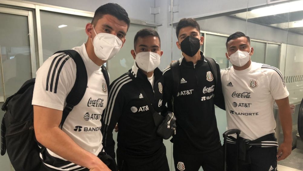 Jugadores de la Selección Mexicana Olímpica previo a viajar a Marbella