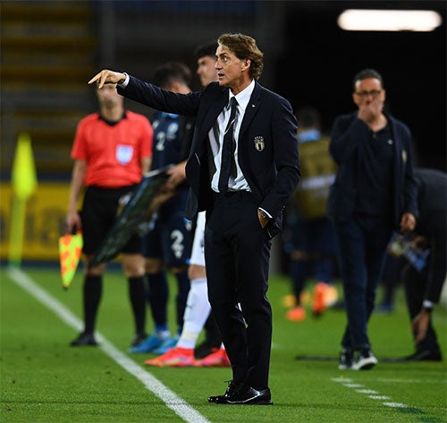 Roberto Mancini durante un partido 