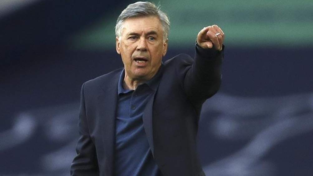 Ancelotti en partido 