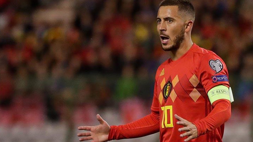 Hazard durante un juego con Bélgica