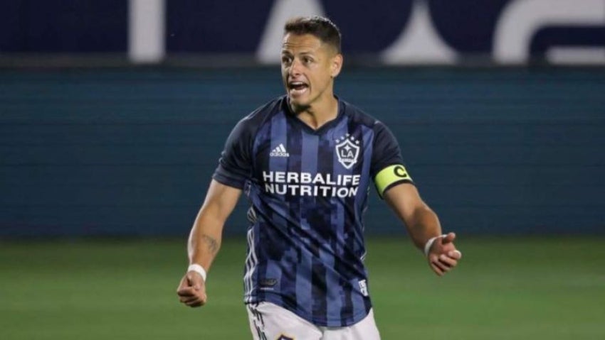 Chicharito Hernández en un partido de LA Galaxy