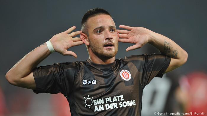 Naki durante su paso por el St. Pauli