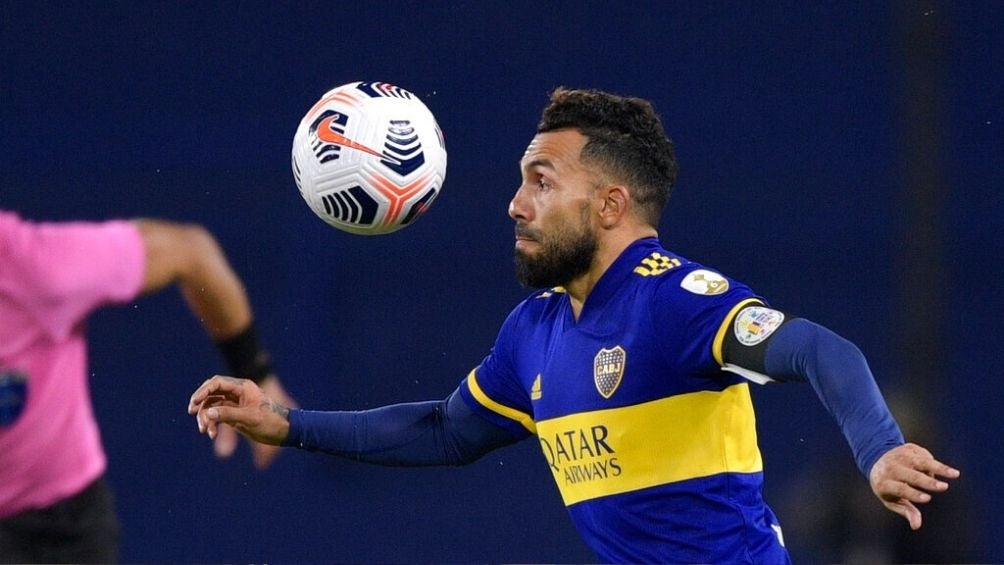 Carlos Tevez en un partido reciente con Boca