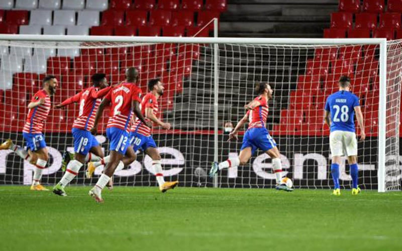 Roberto Soldado celebra gol ante el Molde en Europa League