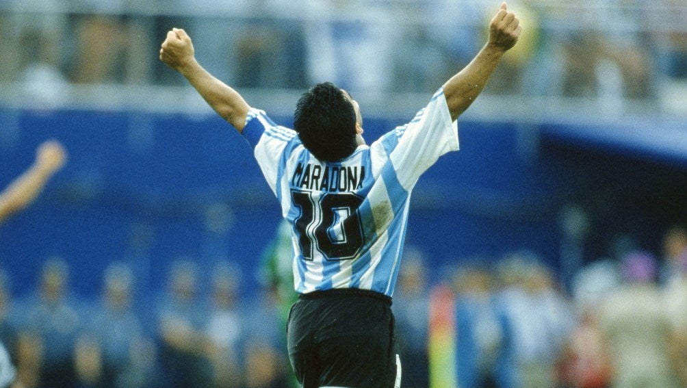 Diego Armando Maradona en festejo con Argentina