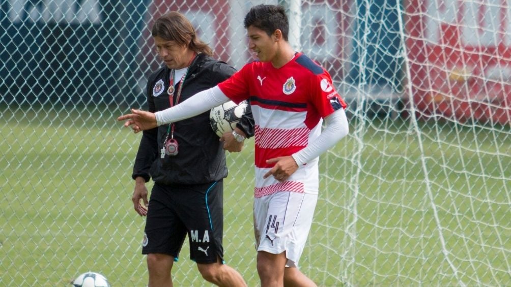 Almeyda y Zaldívar en un entrenamiento 