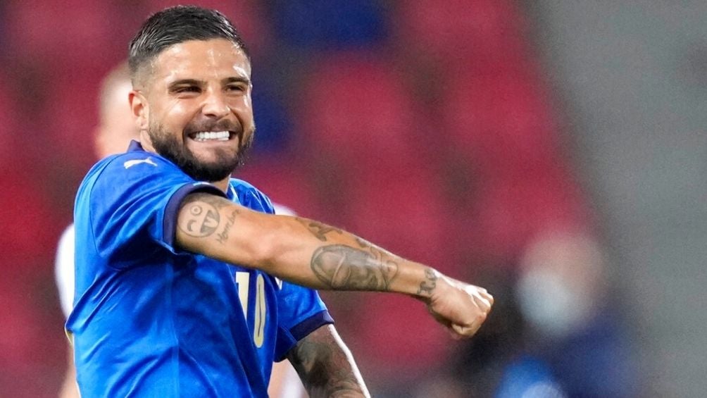 Lorenzo Insigne festeja un gol de Italia 