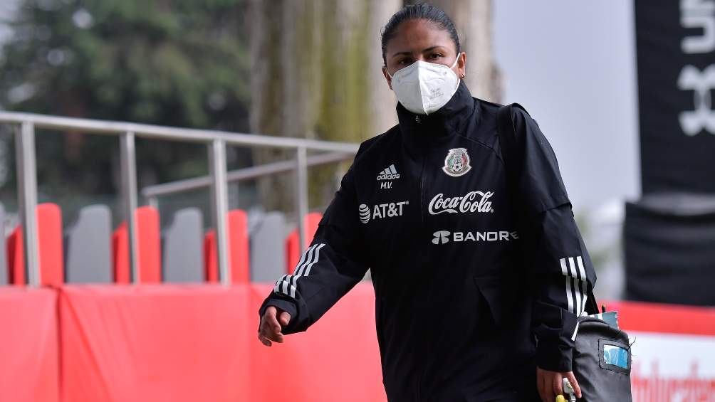 Monica Vergara en entrenamiento