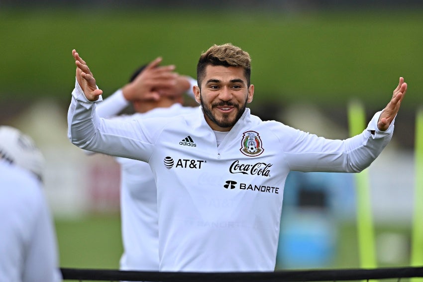 Henry Martín en un entrenamiento de la Selección Mexicana