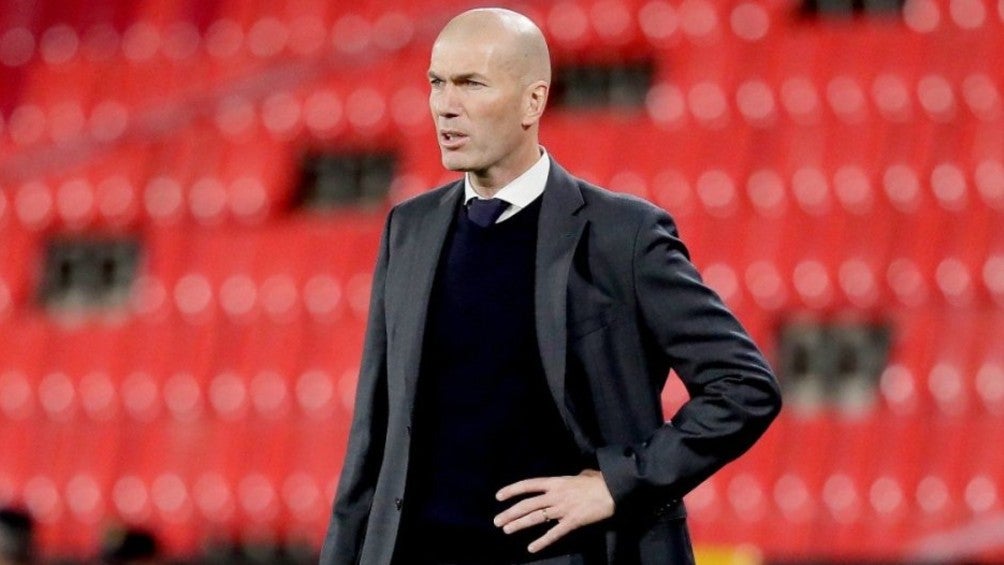 Zinedine Zidane a periodista: '¿Vas a seguir haciendo las mismas preguntas estúpidas?'