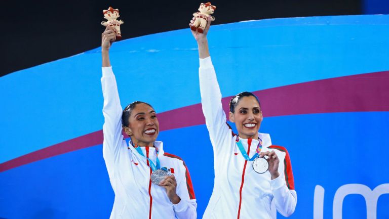 Nuria Diosdado y Joana Jiménez presumen su Plata en Lima 2019