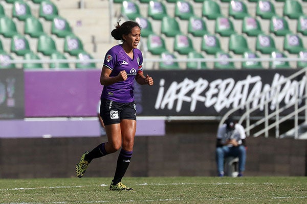  Casandra Montero en partido con Mazatlán 