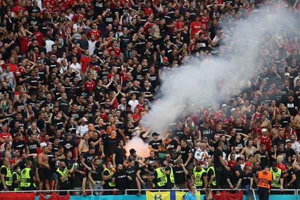 Aficionados húngaros durante partido contra Portugal