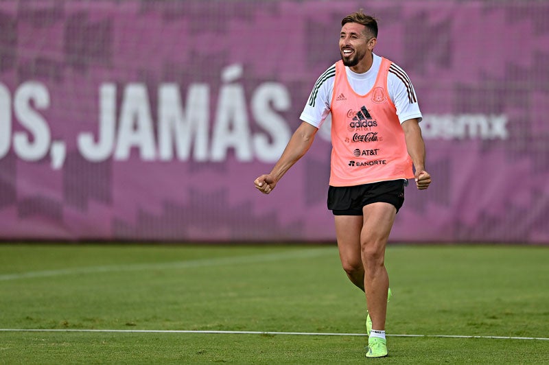 Héctor Herrera, en el entrenamiento del Tri