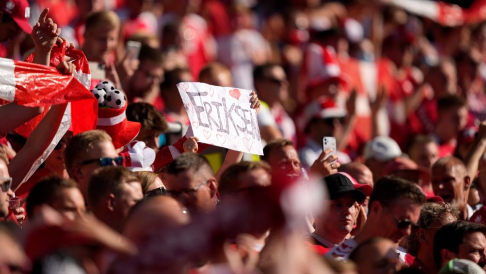 Aficionados daneses en un partido de la Eurocopa