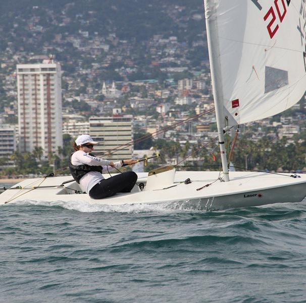 Elena Oetling en una competencia