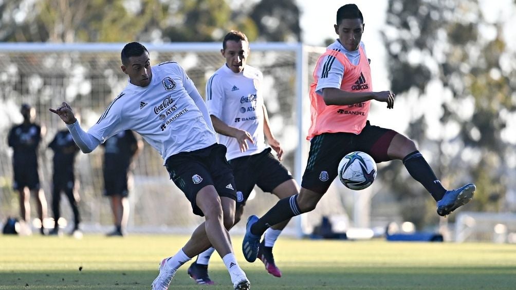 Funes Mori en un entrenamiento con la Selección 