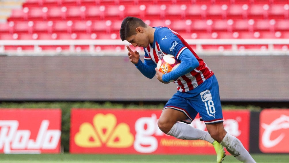 Ronaldo Cisneros durante un partido con el Tapatío