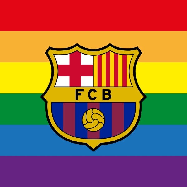 Logotipo del Barcelona pintado de arcoíris