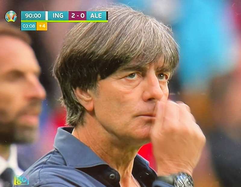 Joachim Löw en partido de Alemania