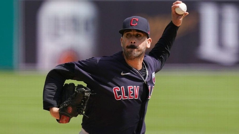 Oliver Pérez en acción con los Cleveland Indians