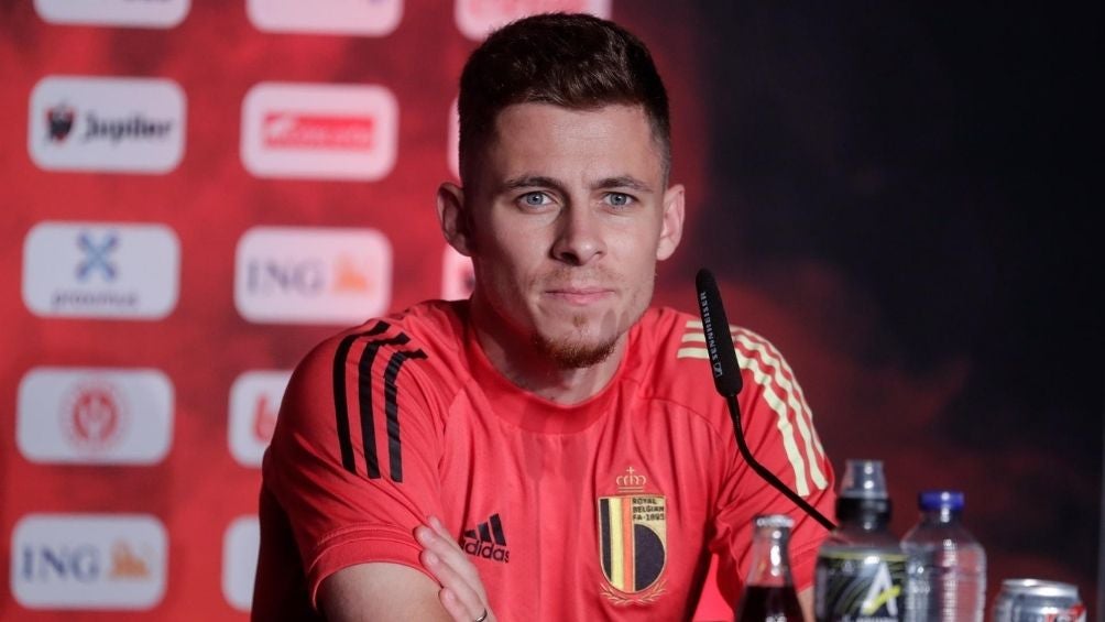 Thorgan Hazard en la conferencia 