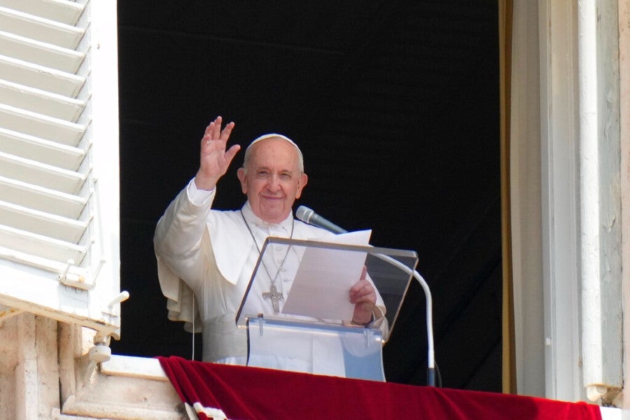 Papa Francisco será operado en un hospital de Roma