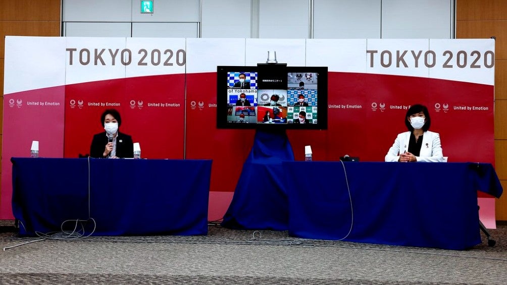 Seiko Hashimoto y Tamayo Marukawa en conferencia 