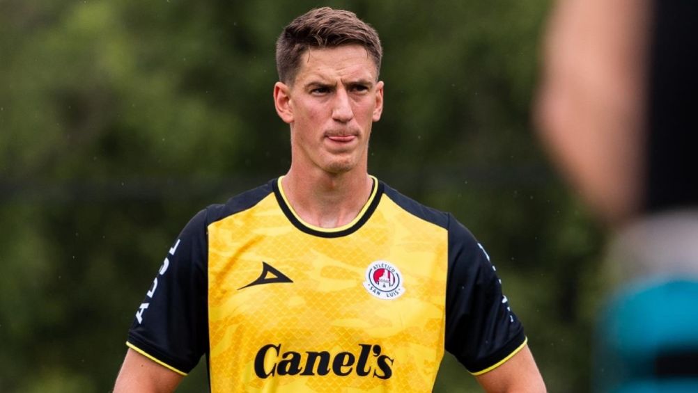 Andrés Vombergar en un entrenamiento con el Atlético de San Luis