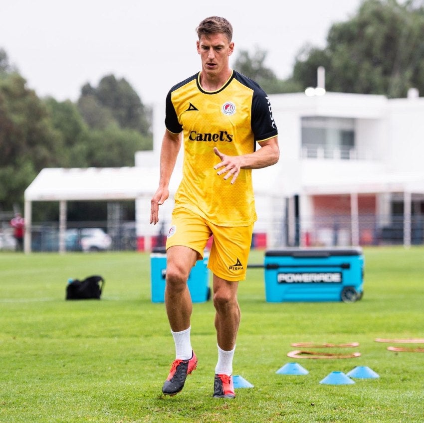 Andrés Vombergar en un entrenamiento con el Atlético de San Luis