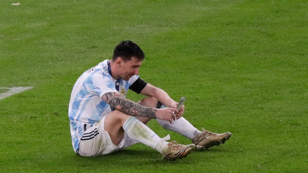 Lionel Messi en videollamada con su familia tras ganar la Copa América