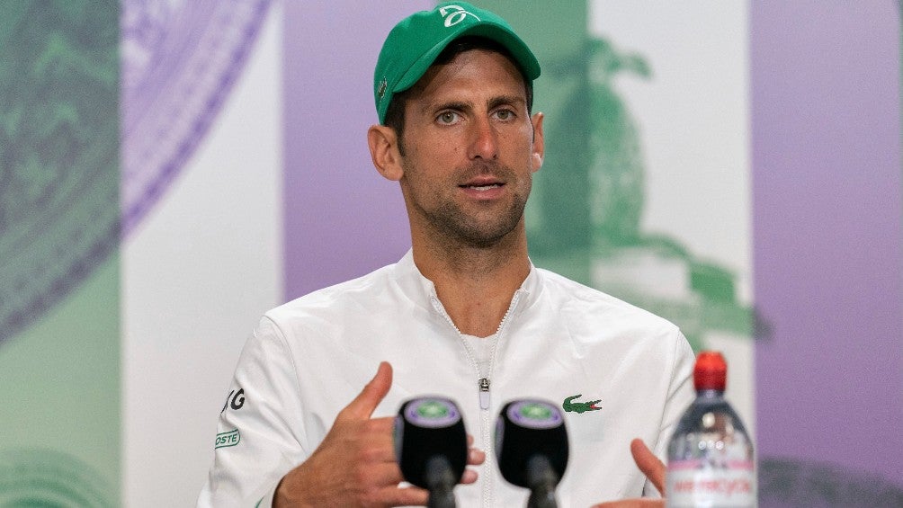 Novak Djokovic durante conferencia de prensa