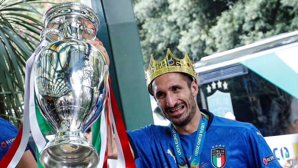 Eurocopa 2020: Giorgio Chiellini tomó fotografía del trofeo como Fabio Cannavaro