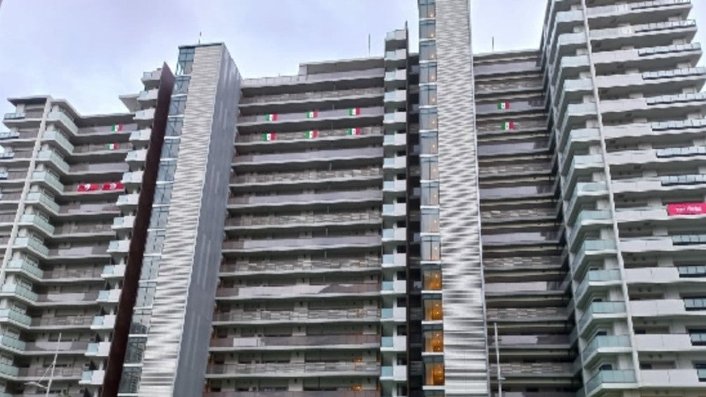 Bandera de México ya luce en la Villa Olímpica