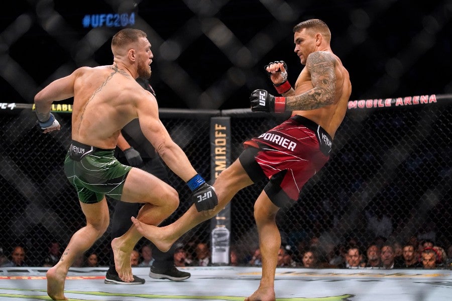 Conor McGregor en derrota ante Dustin Poirier